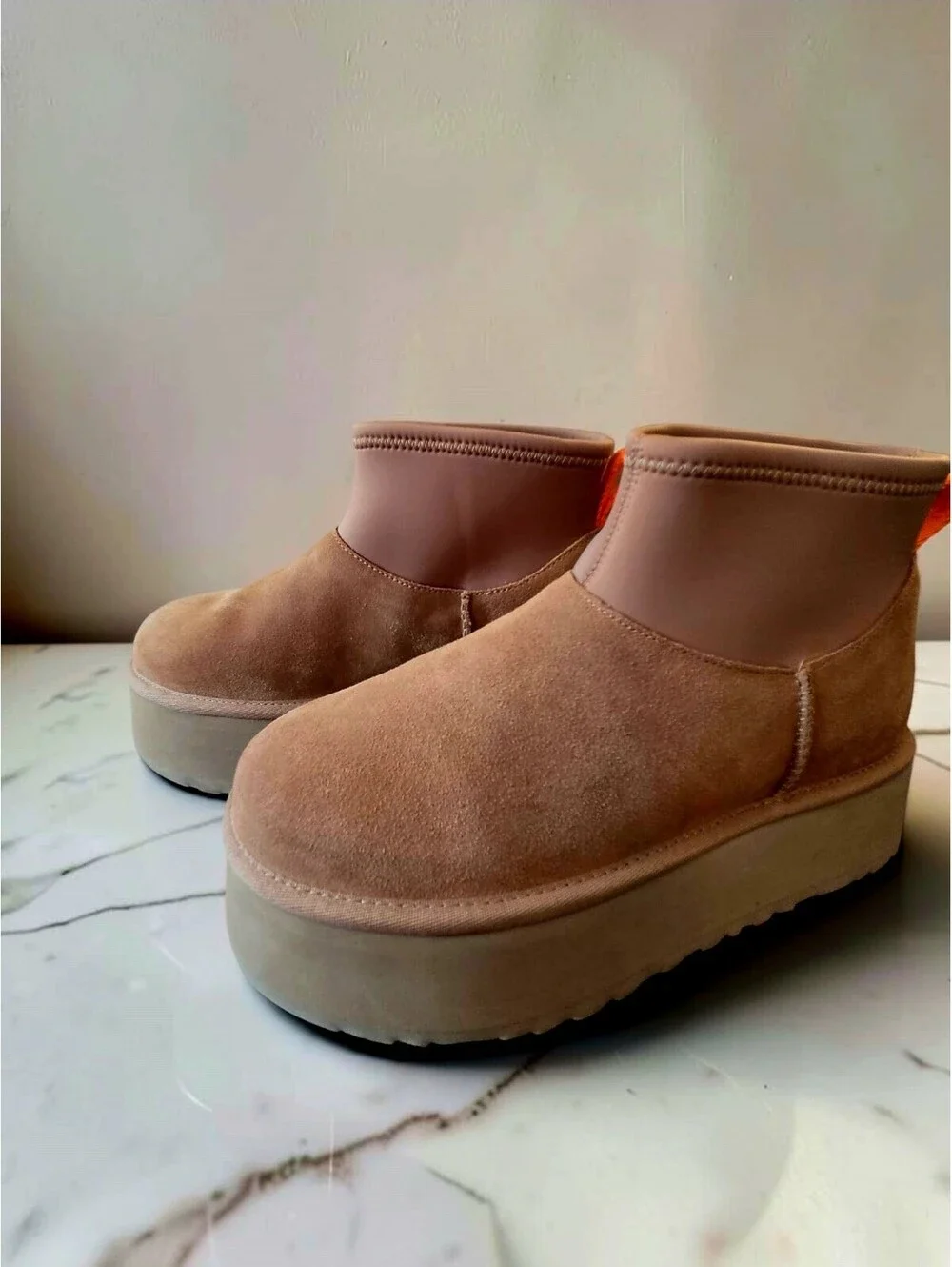 UGG Classic Mini Dipper Platform Boots Chestnut size 8